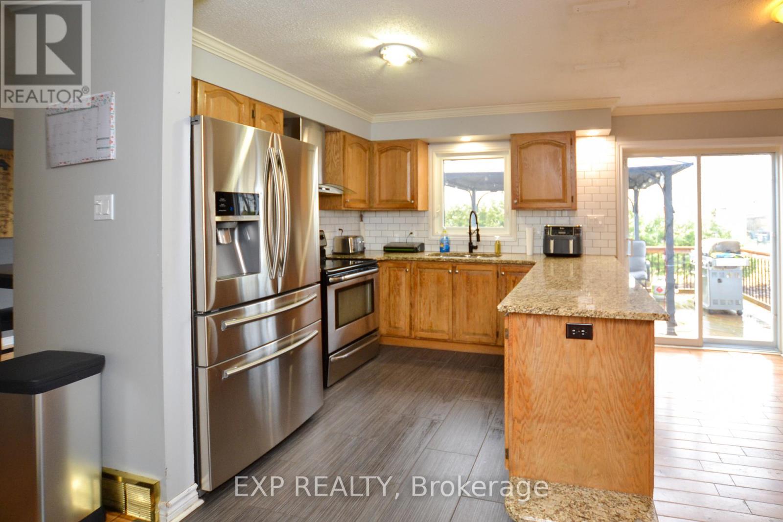 965 BELVEDERE AVENUE — photo 7