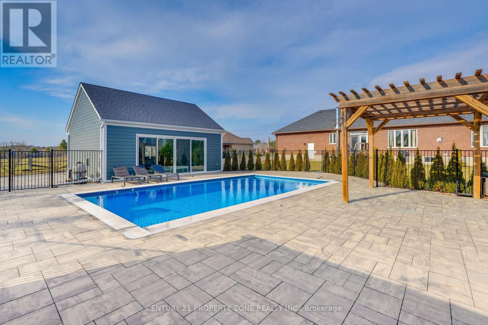 2 HARRY PARKER PLACE - 41