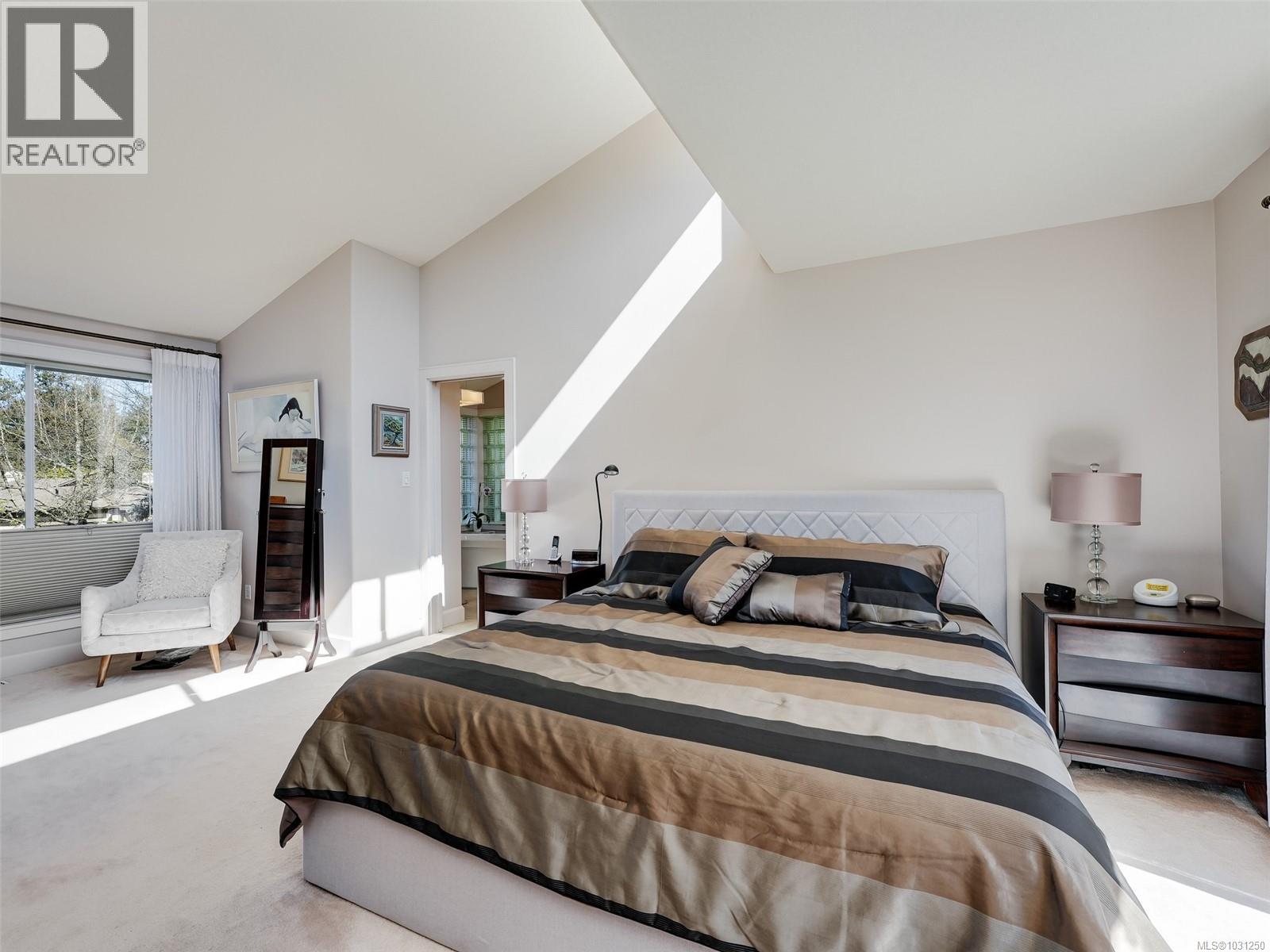  4329 Stoneywood Lane, Saanich