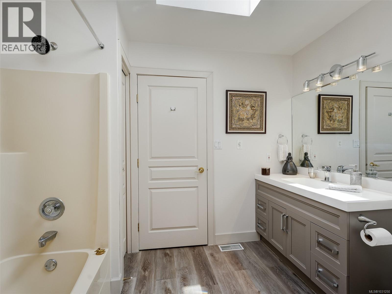  4329 Stoneywood Lane, Saanich