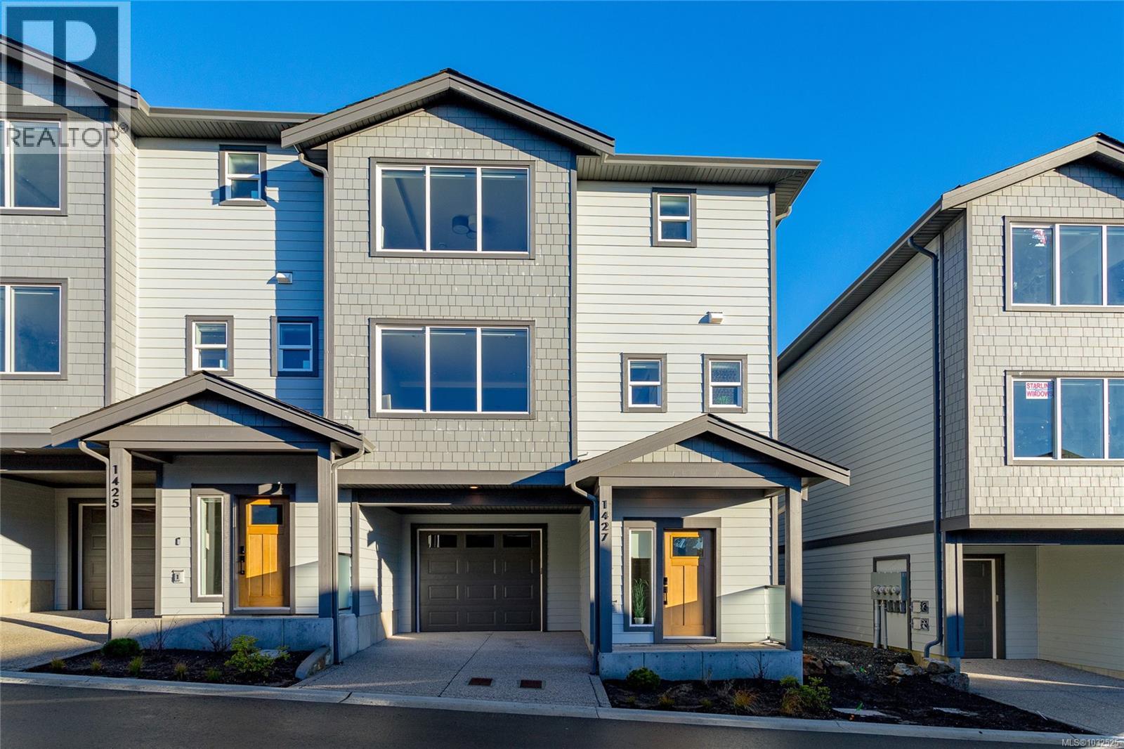  1417 Dolomite Ridge, Langford