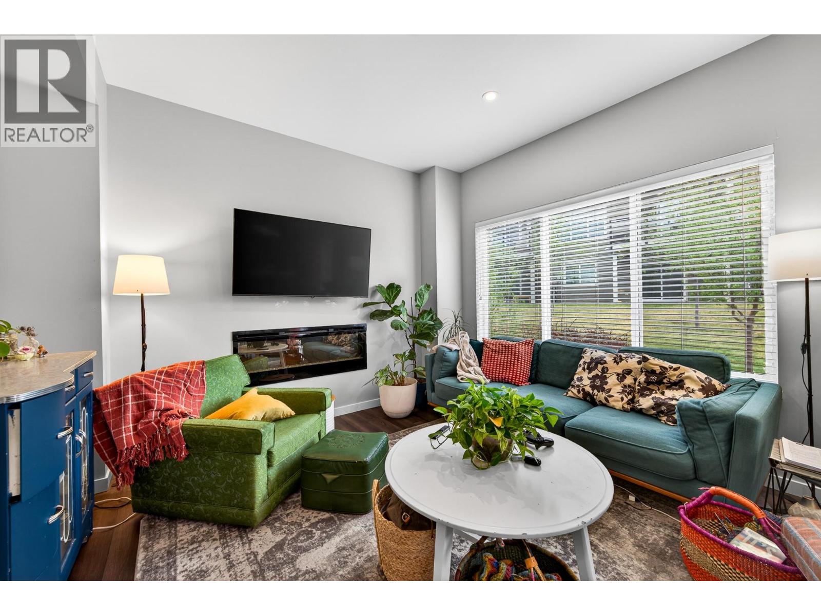 #135 1993 QU'APPELLE BOULEVARD LOT# 33 - 5