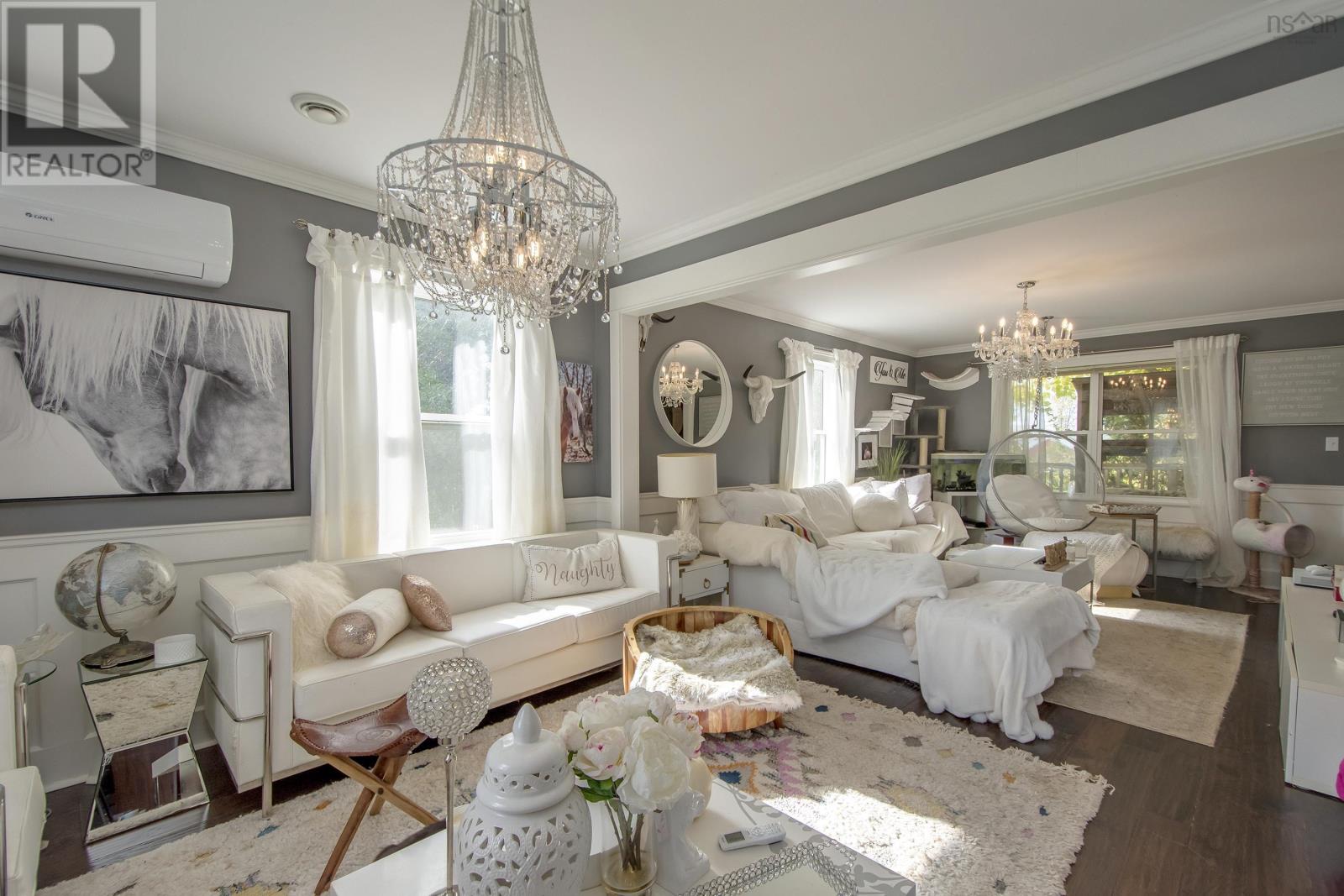 Property 28 of 49 of 120 Willow Avenue