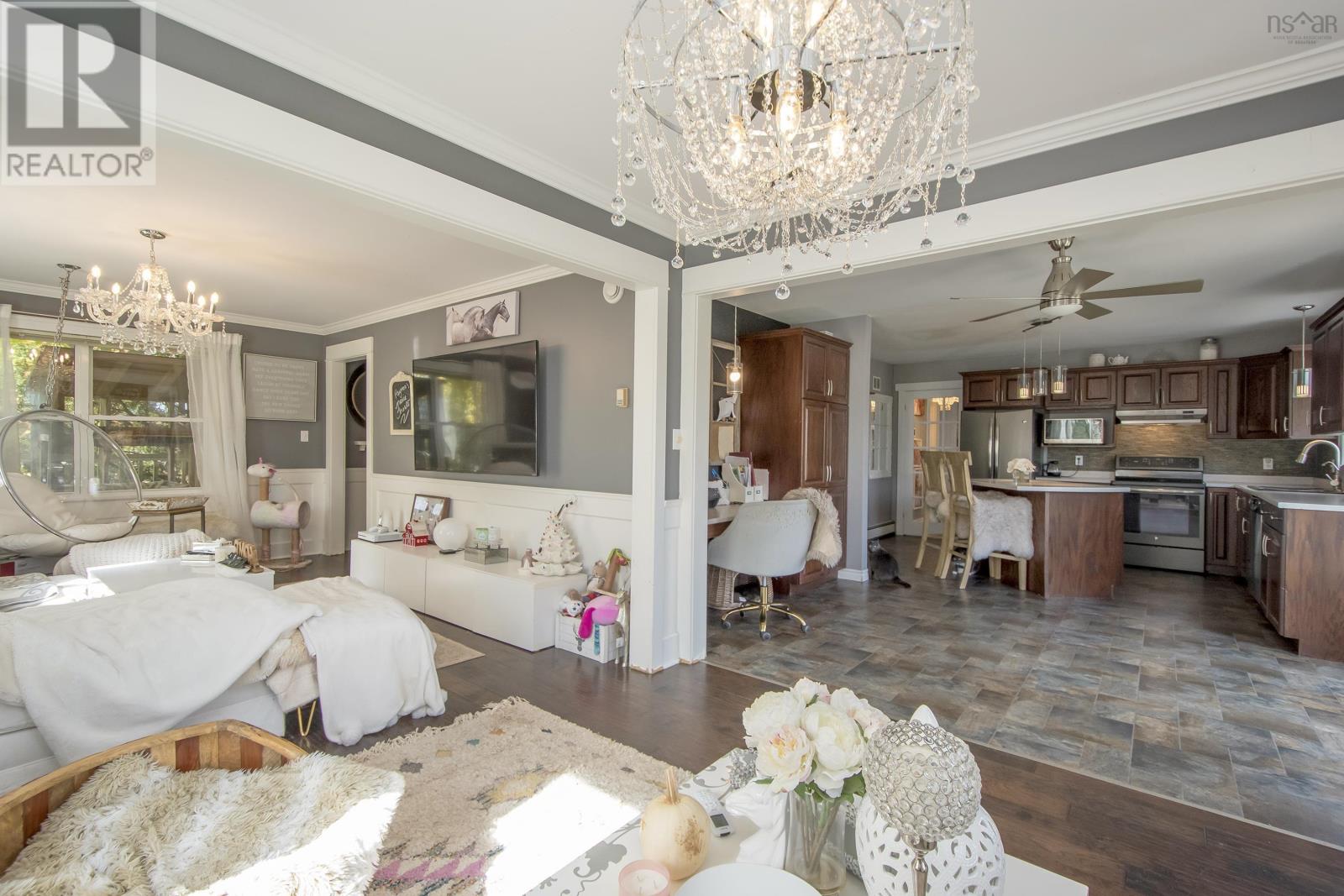 Property 6 of 49 of 120 Willow Avenue