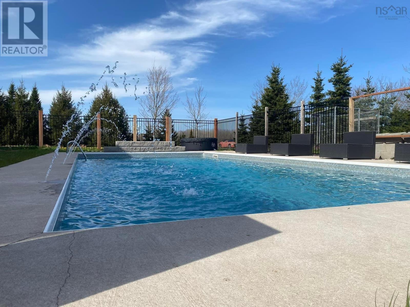 Property 39 of 49 of 120 Willow Avenue