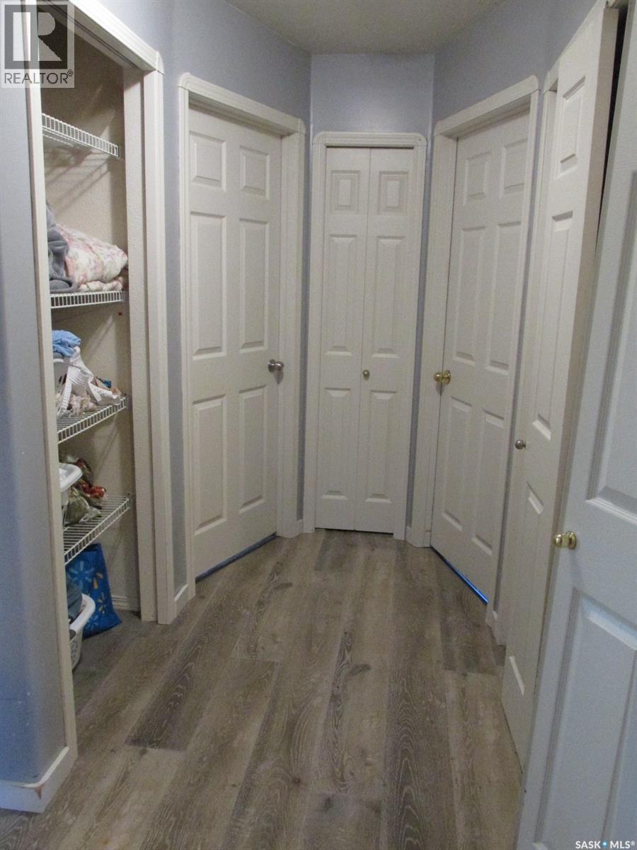 613 9th AVENUE W — photo 29