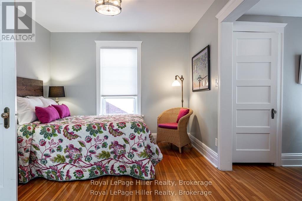 180 ELIZABETH STREET — photo 21