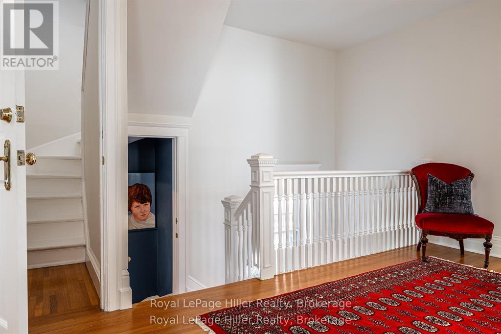 180 ELIZABETH STREET — photo 29