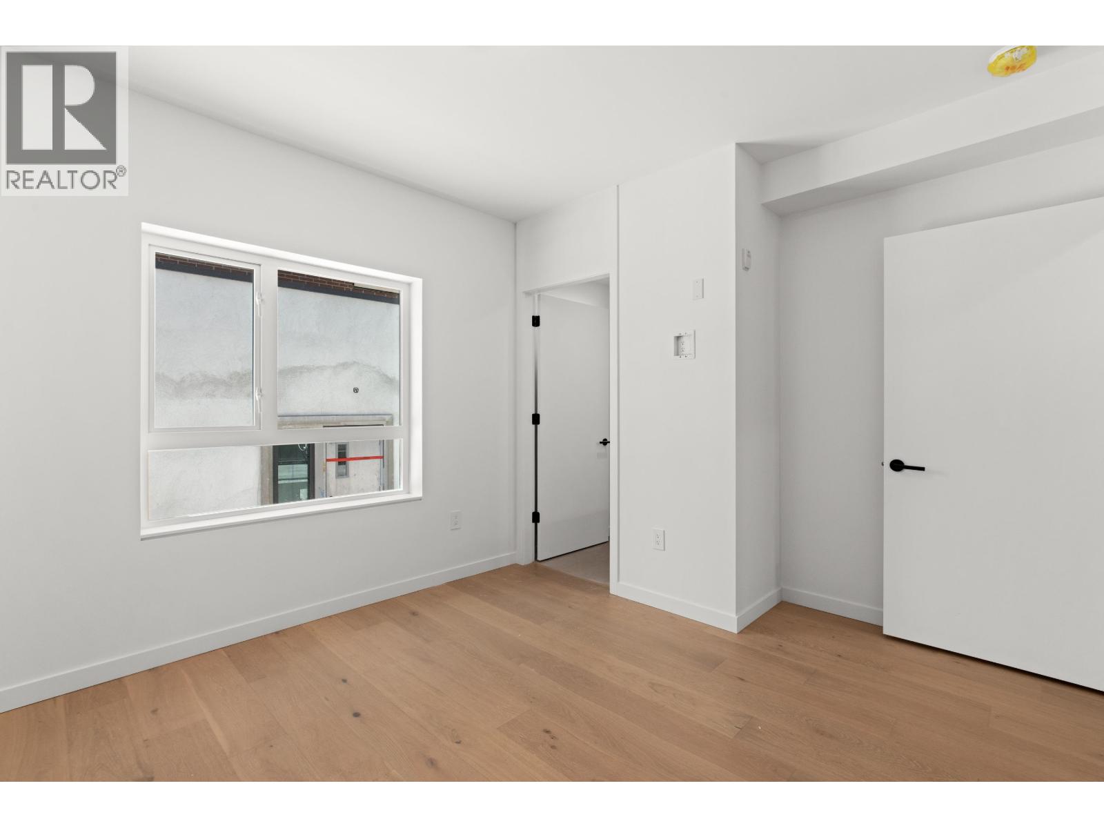 4805 LAUREL STREET, Vancouver