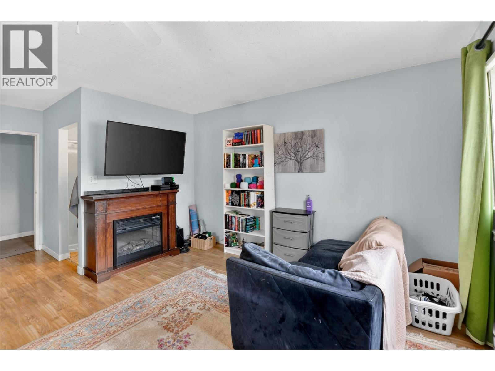 716 Mosley Place - 17
