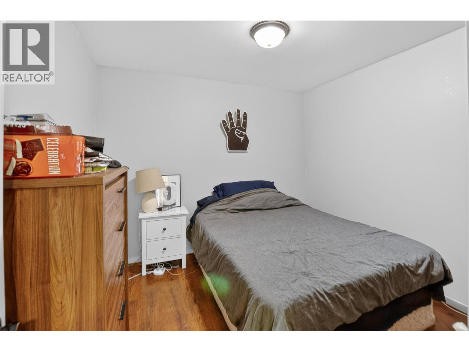 716 Mosley Place - 23