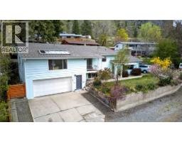 716 Mosley Place, Okanagan Falls, BC V0H1R0 Photo 17