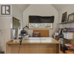 4864 South Grandview Flats Road, Spallumcheen, BC V4Y0P5 Photo 16