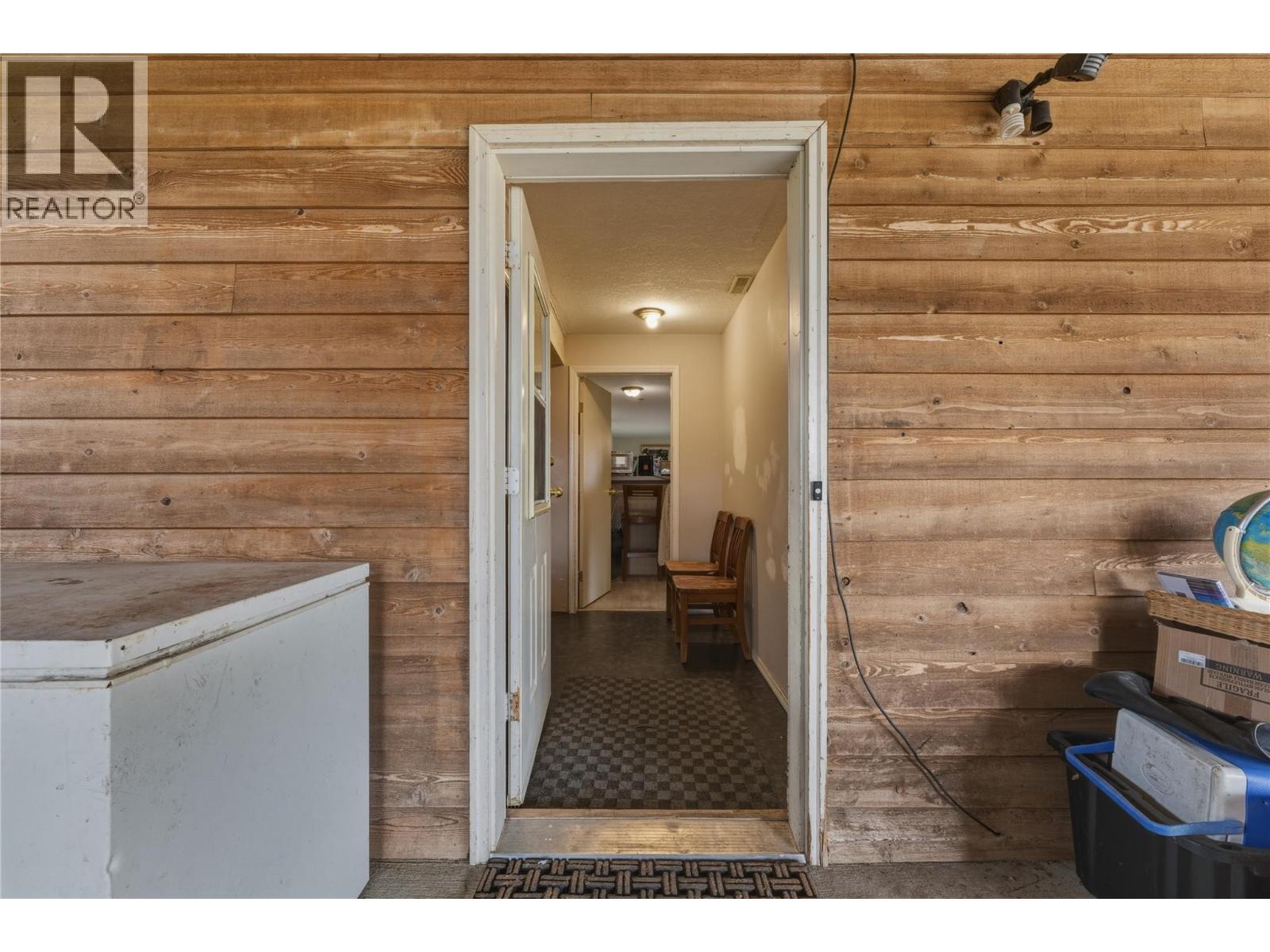 4864 SOUTH GRANDVIEW FLATS ROAD - 25