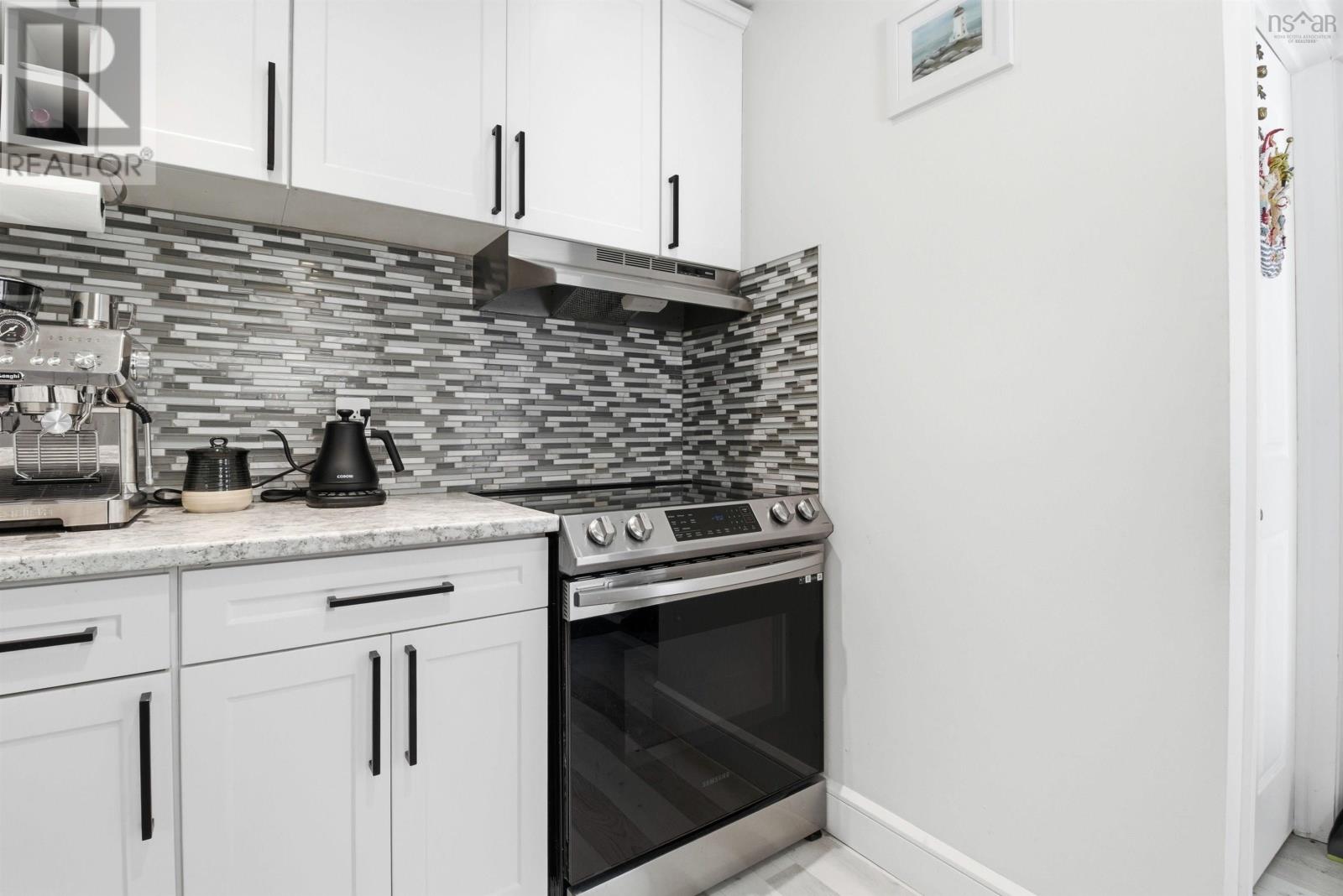 Property 17 of 35 of 216 Stokil Drive