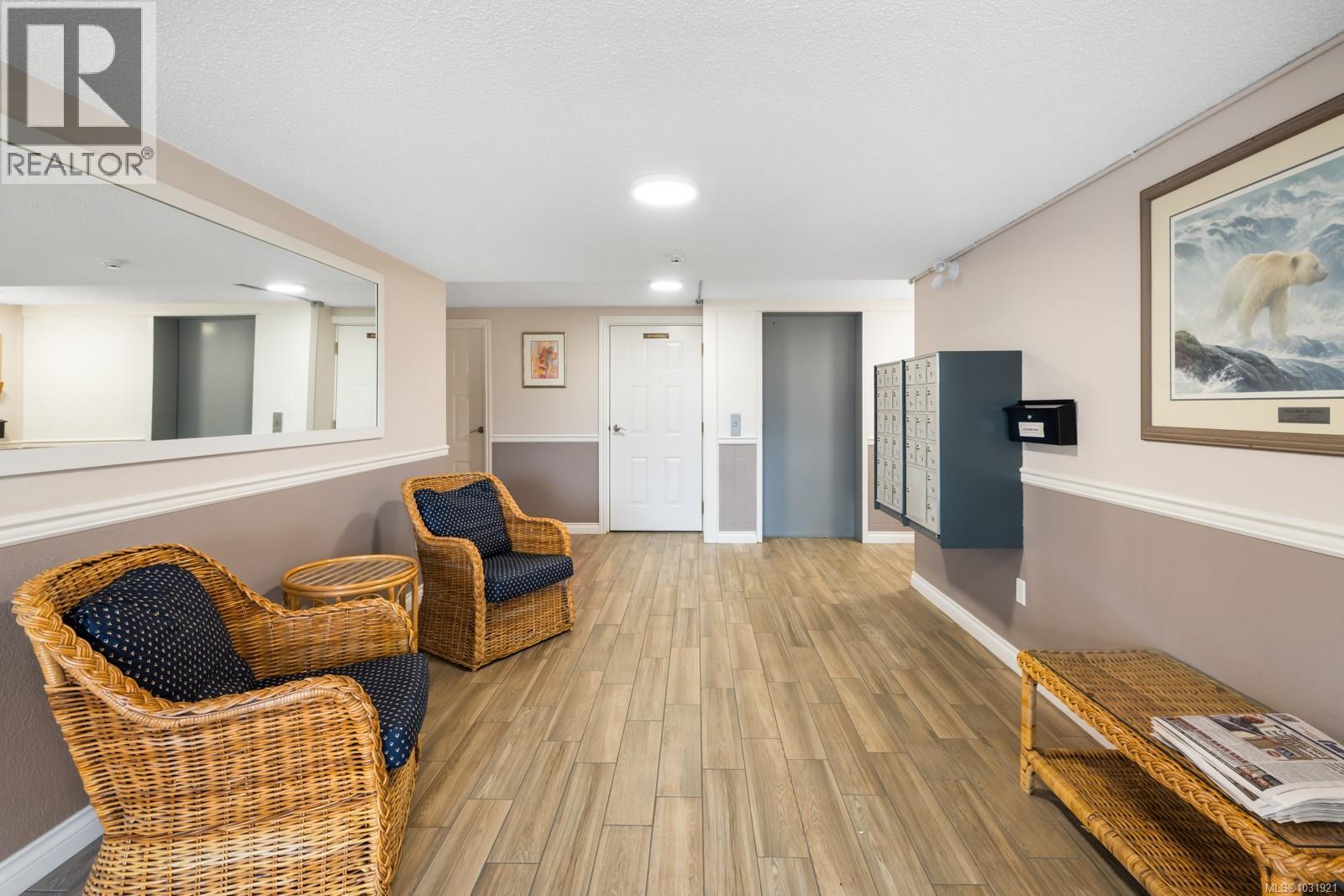 #301 9942 DANIEL ST - 4