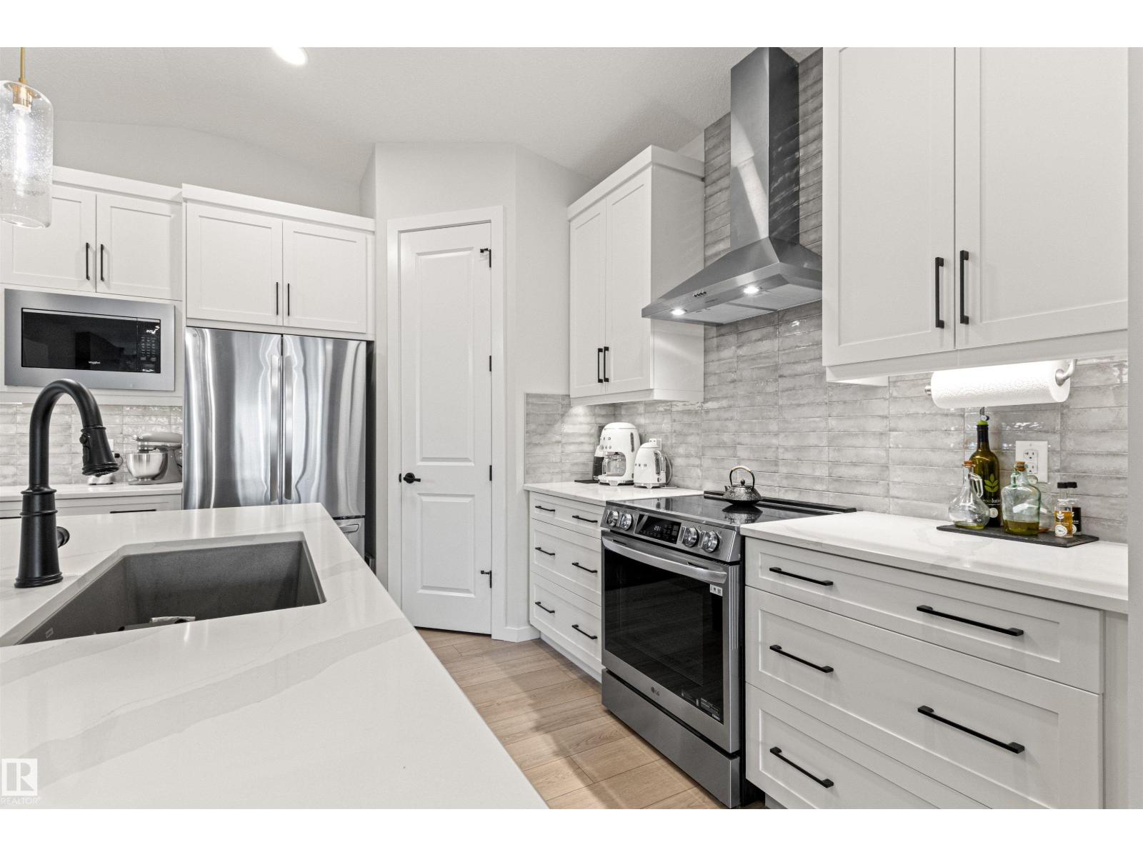 185 REDWING WD, St. Albert