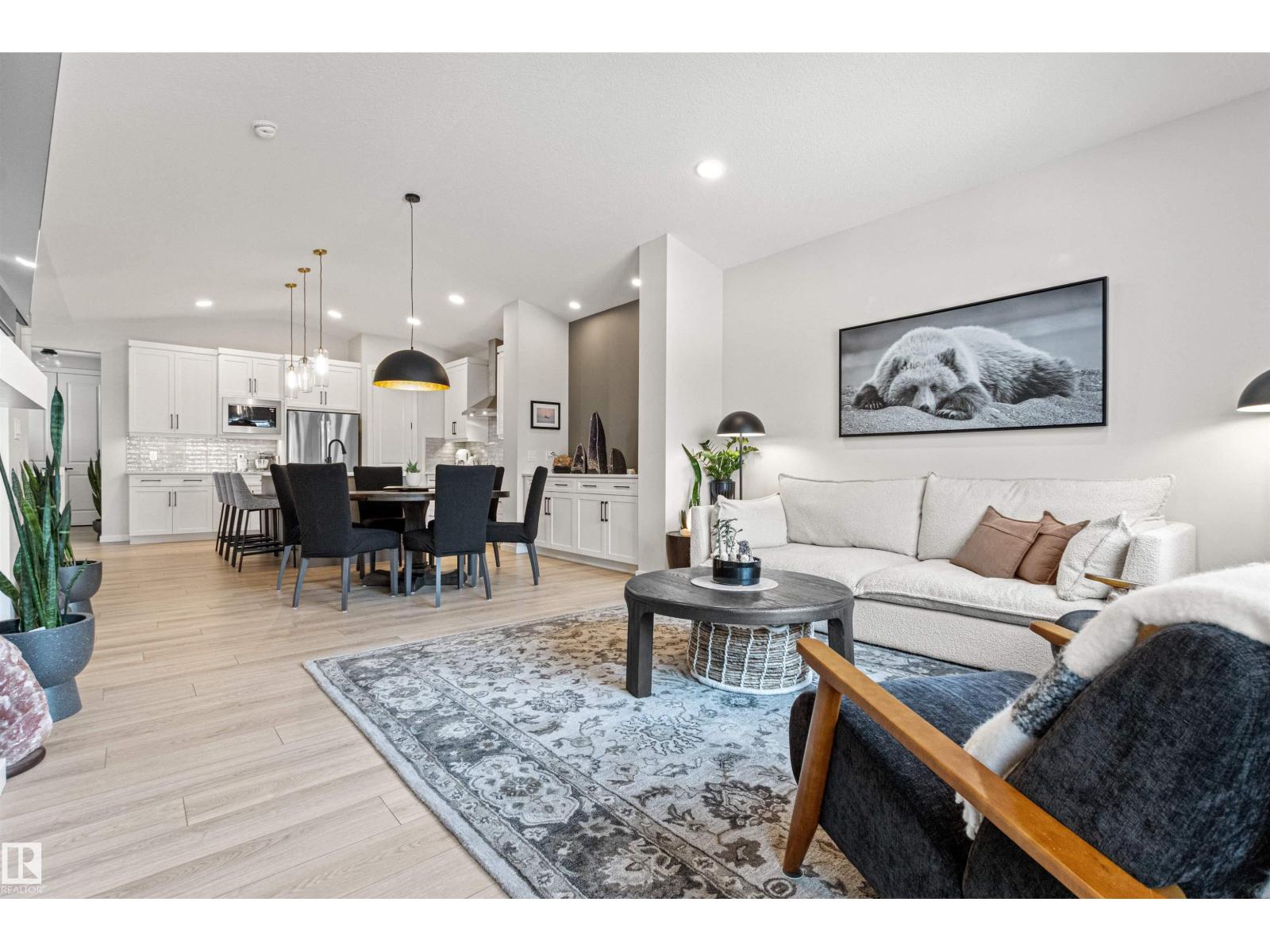 185 REDWING WD, St. Albert