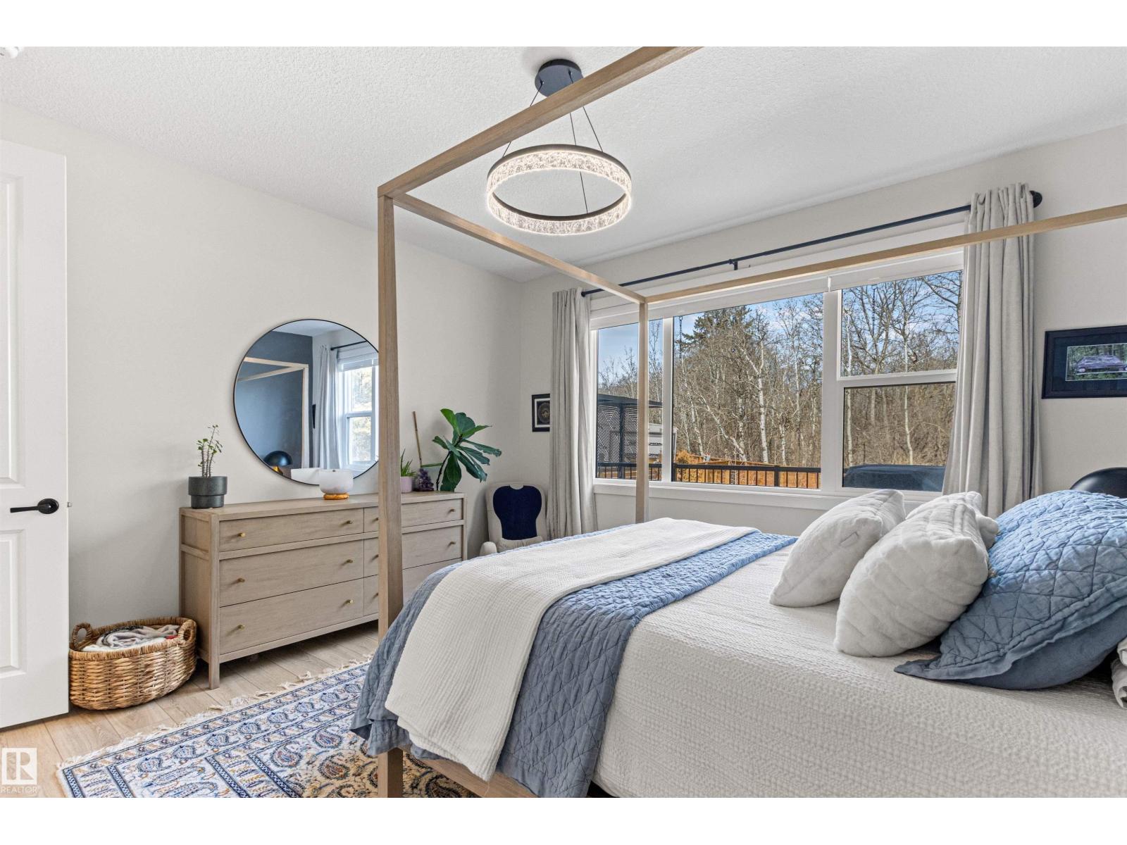 185 REDWING WD, St. Albert