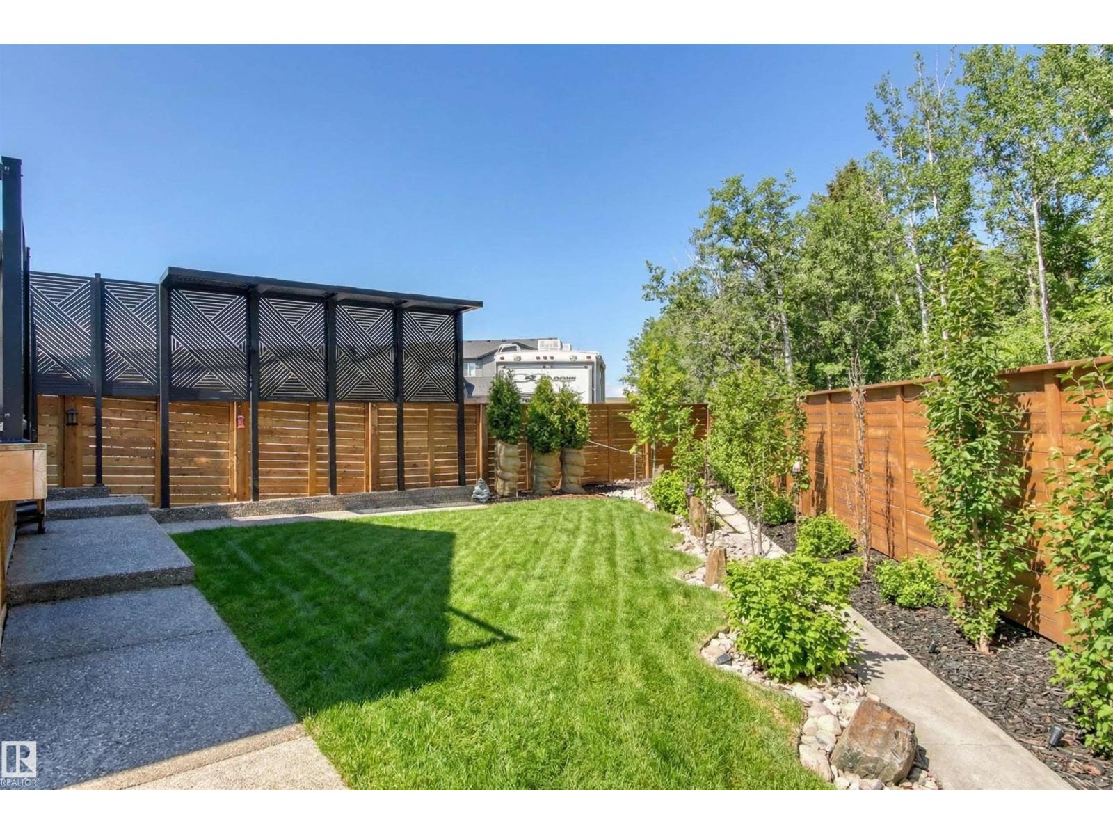 185 REDWING WD, St. Albert