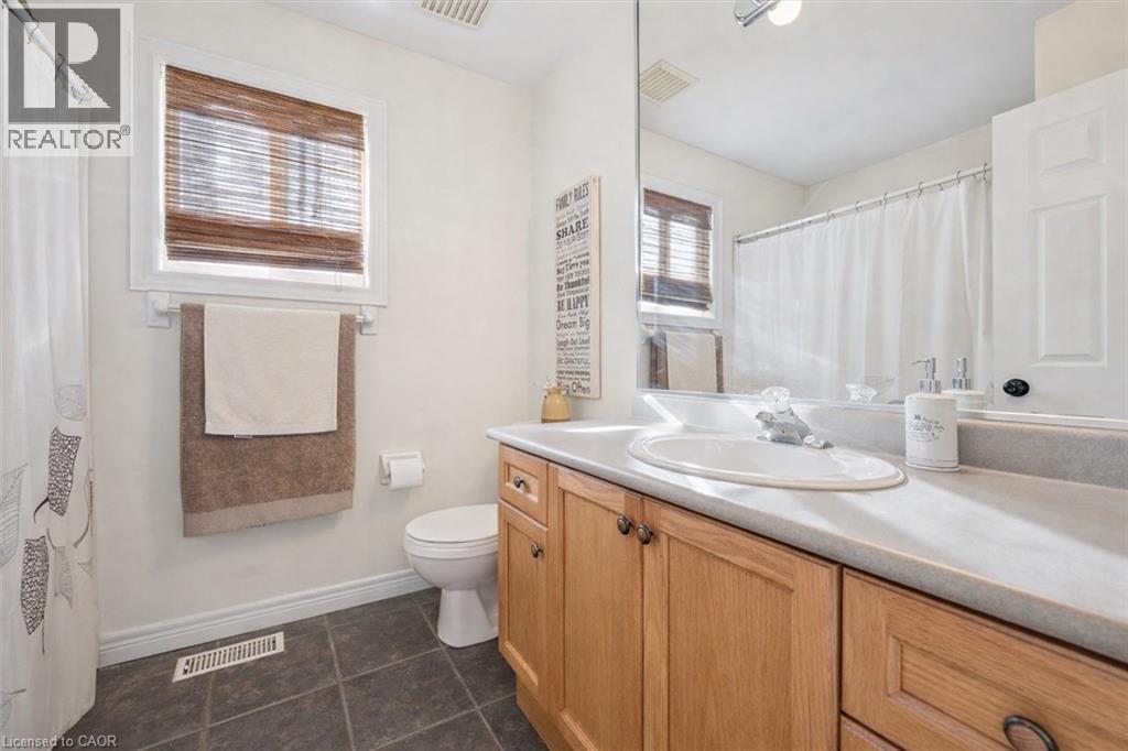 7 HEARTHBRIDGE Street - 25