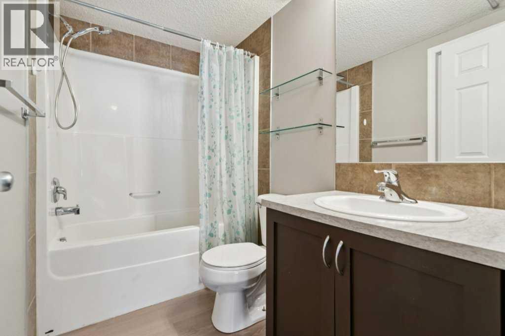 Single Family House for Sale in   Panamount Drive NW Panorama Hills Calgary 