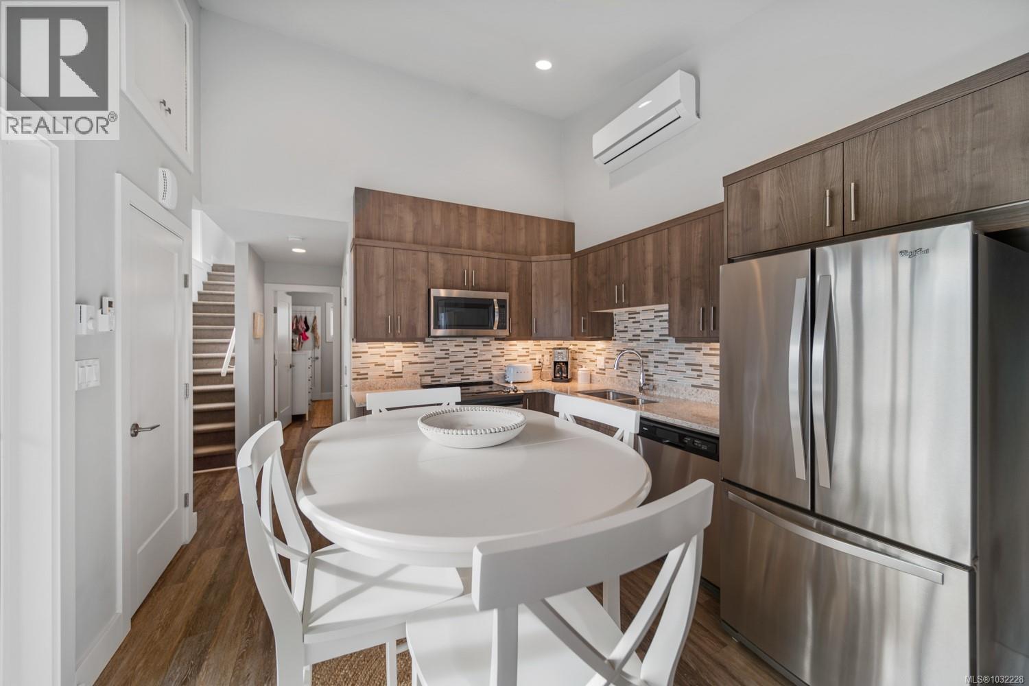 7405 COTTAGE WAY - 20