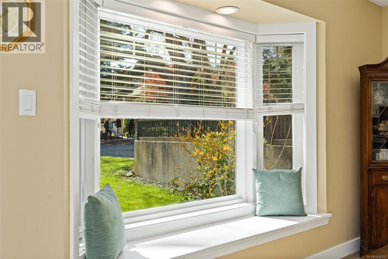  2590 Sinclair Road, Saanich