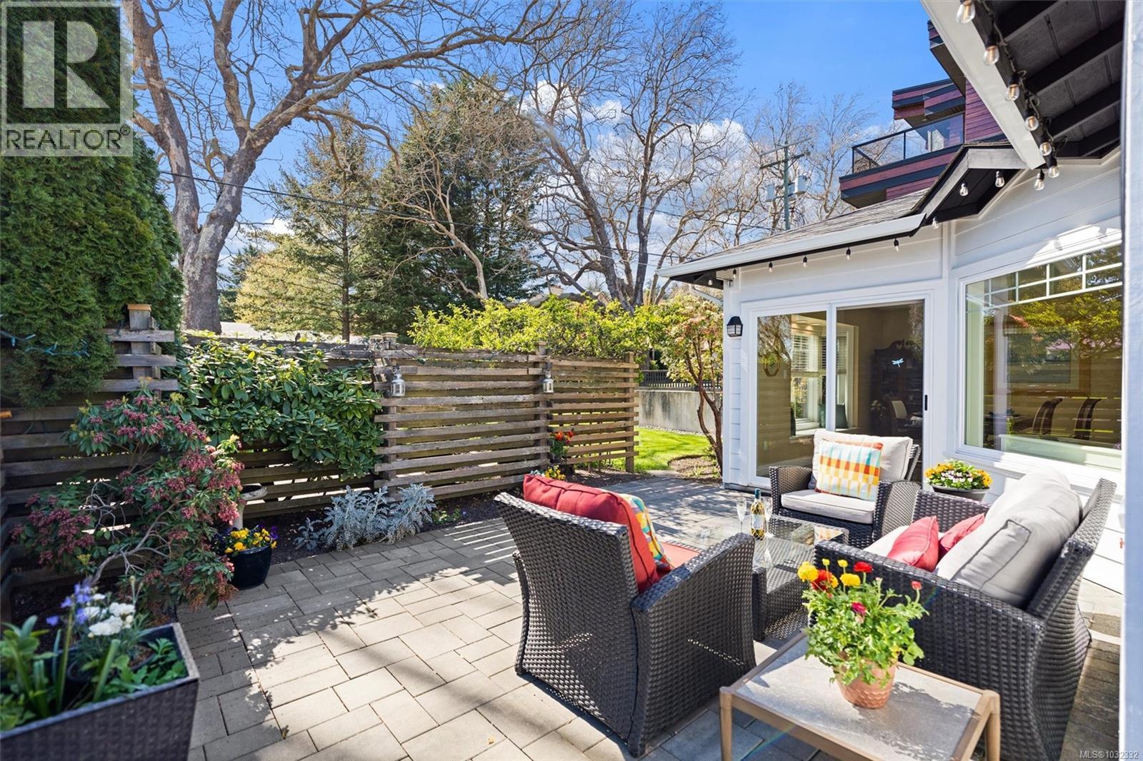  2590 Sinclair Road, Saanich