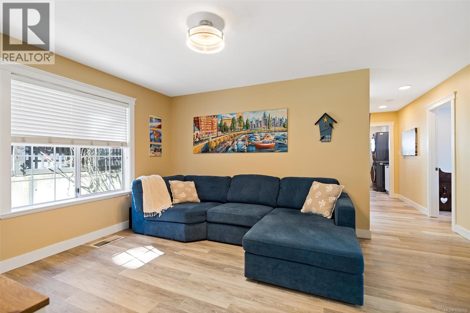  2590 Sinclair Road, Saanich