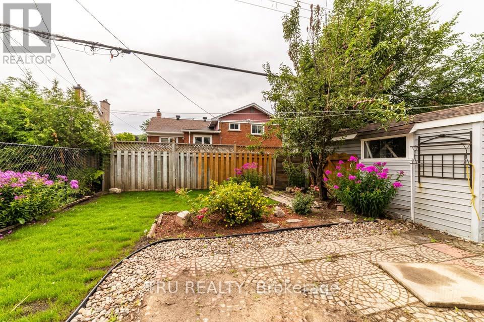 2 Bed, 1 Bath House for Rent in Ottawa – B – 2424 IRIS STREET, Ottawa – MLS# X13010118 - Image 16