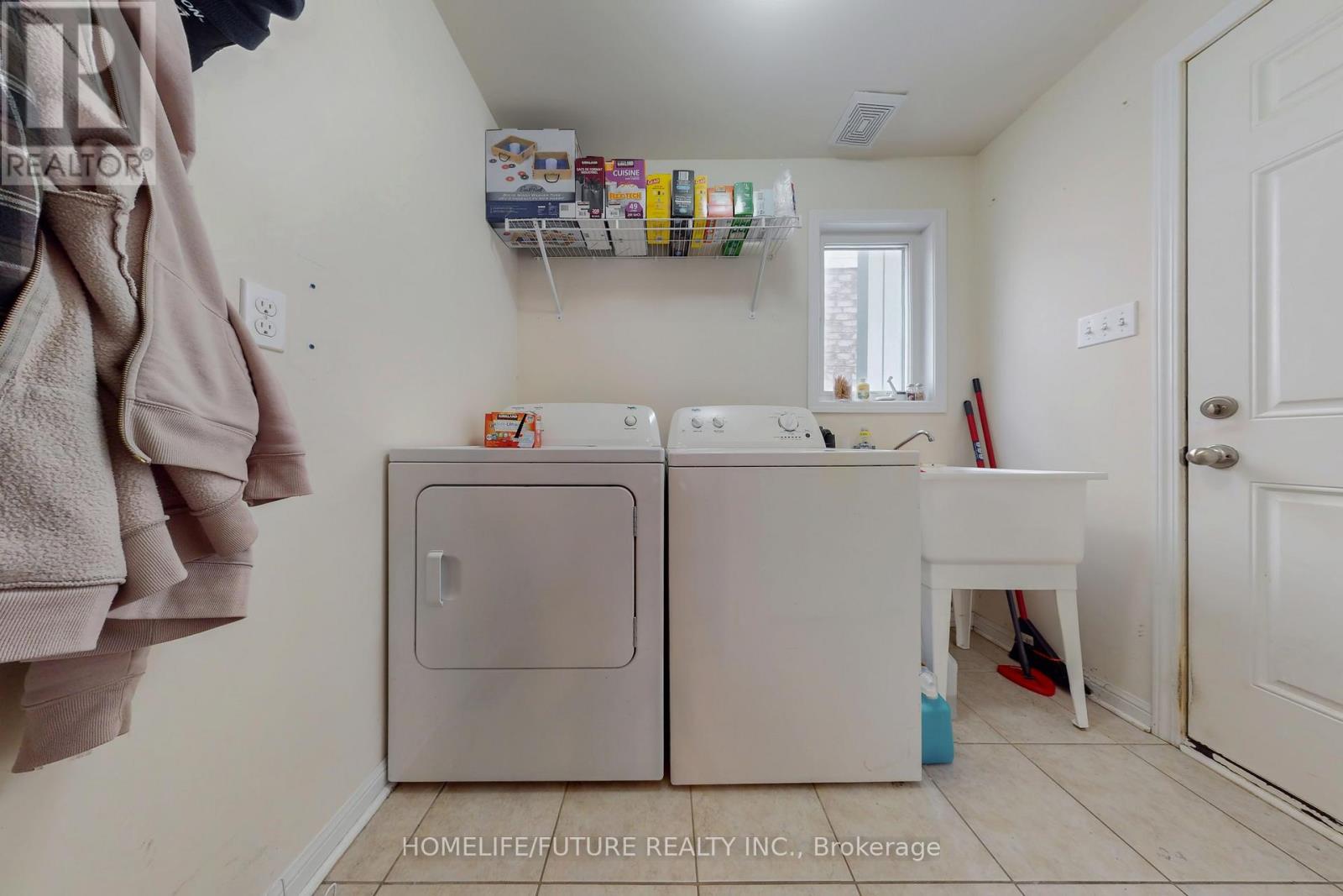 23 EDWIN CARR STREET - 23