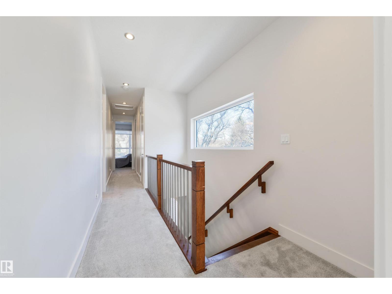 10543 128 ST NW, Edmonton