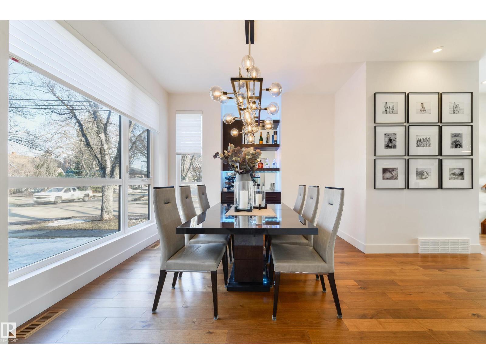 10543 128 ST NW, Edmonton