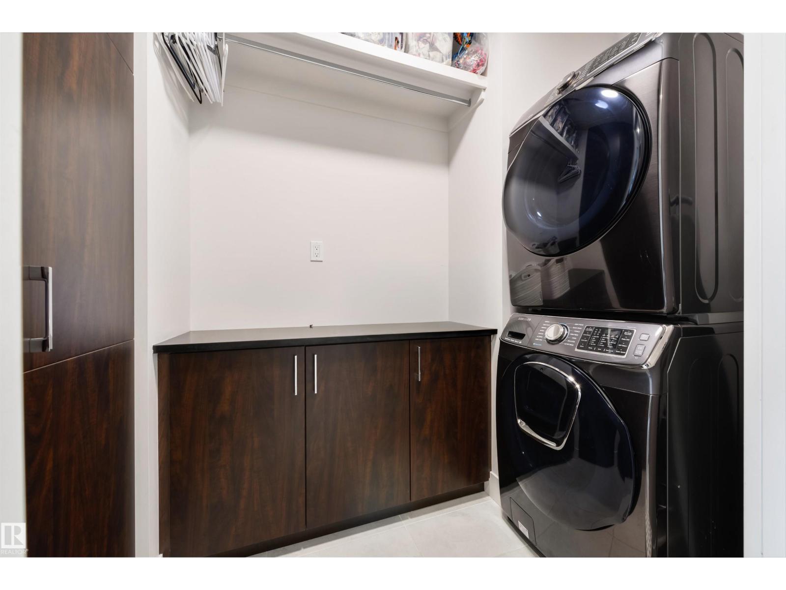 10543 128 ST NW, Edmonton