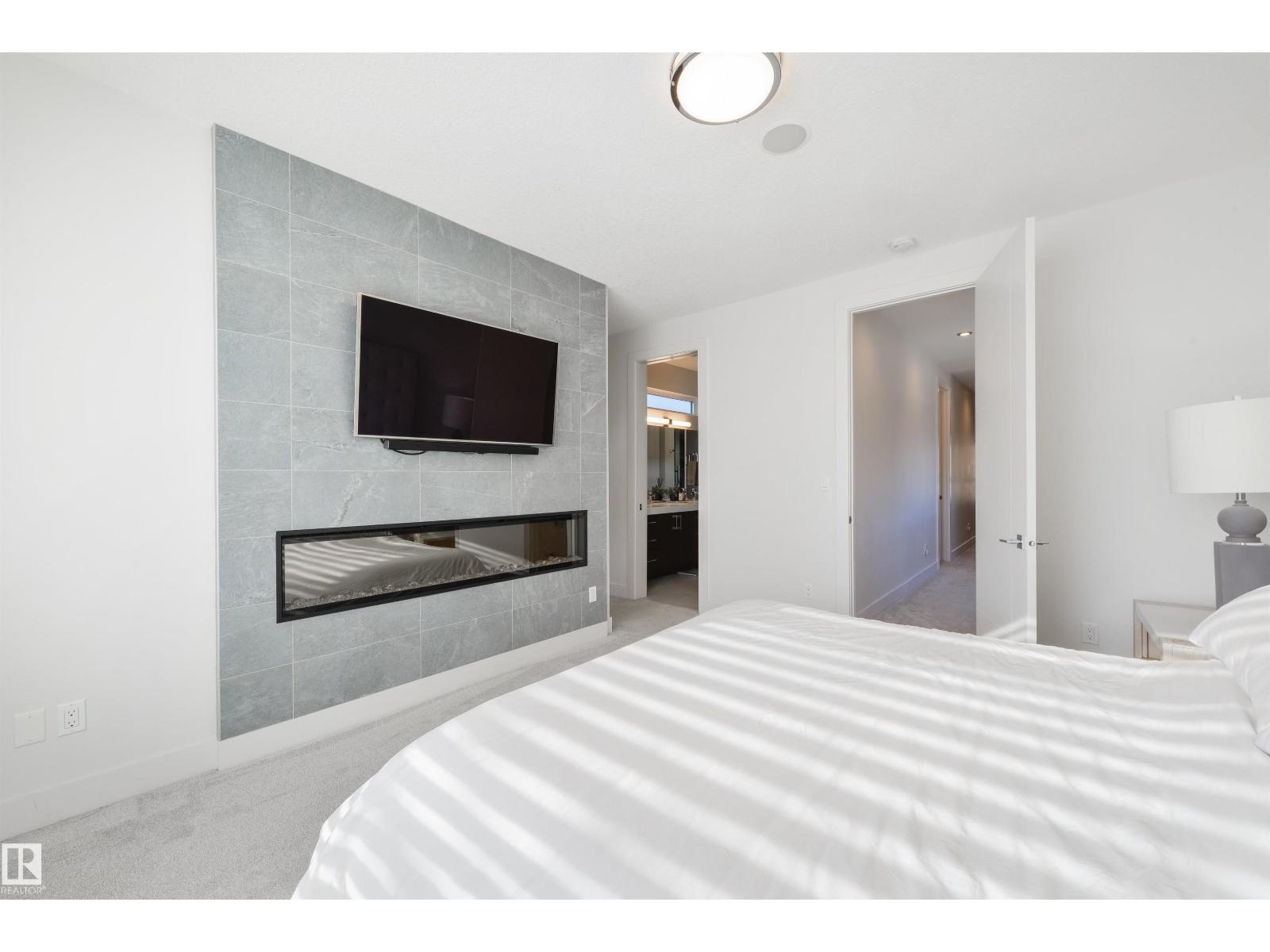 10543 128 ST NW, Edmonton