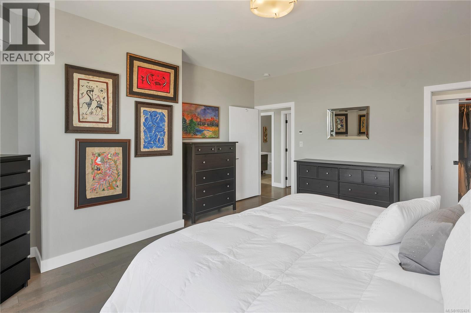 2661 SUNDERLAND RD - 20