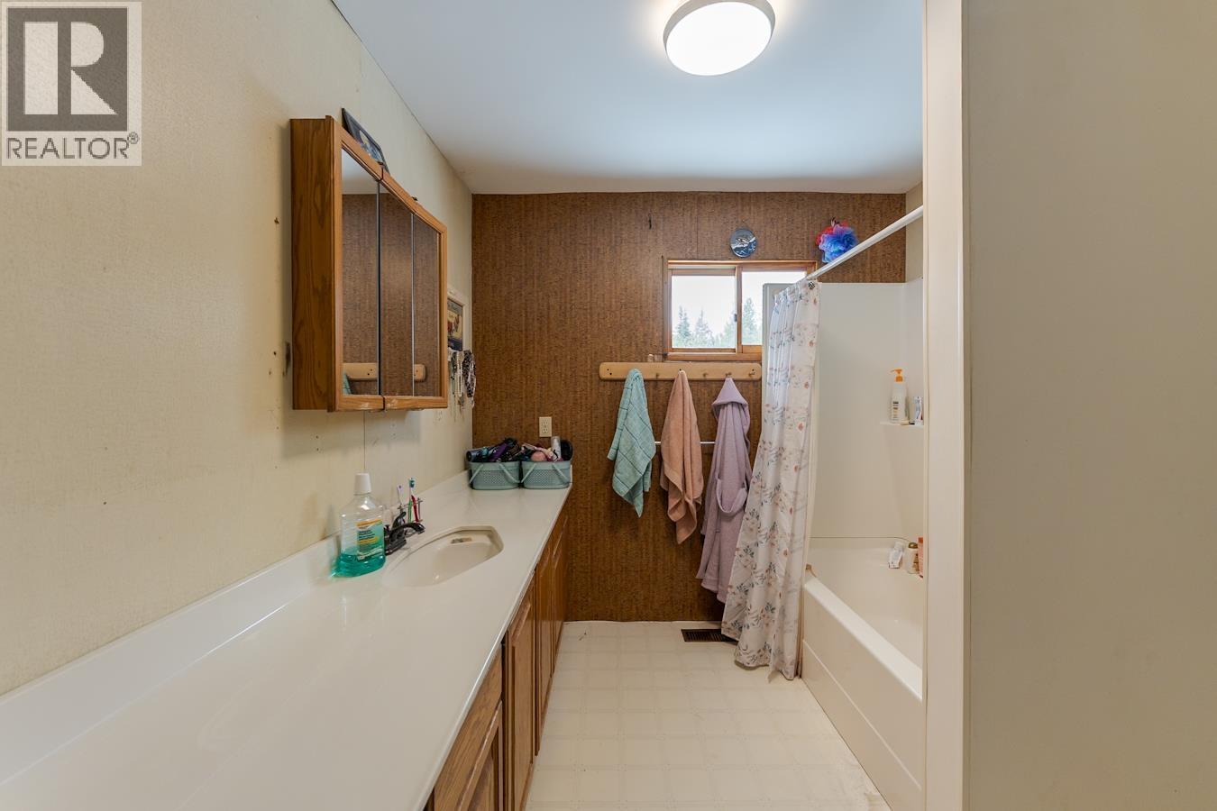 8785 LYNN DRIVE - 12