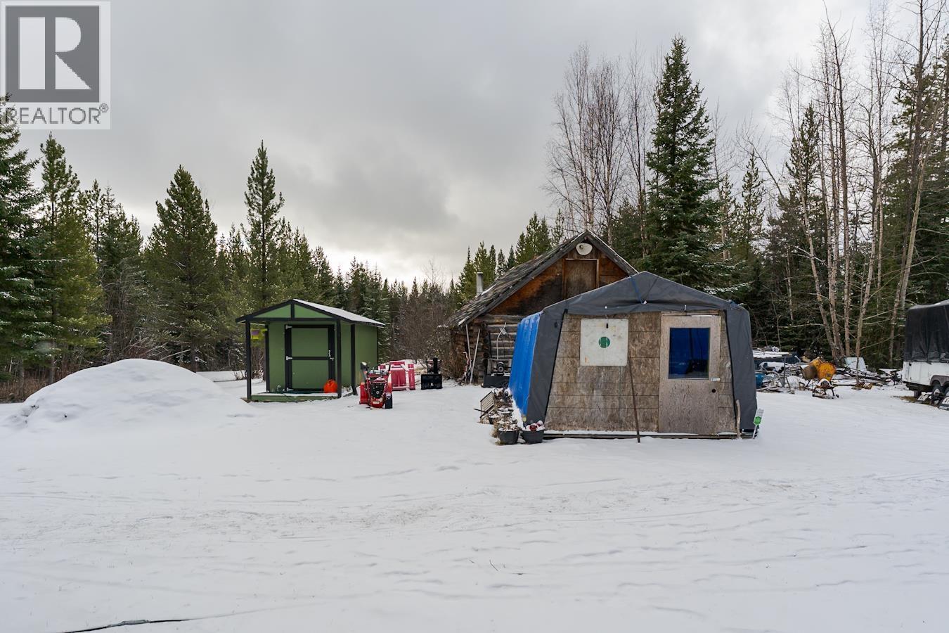 8785 LYNN DRIVE - 26