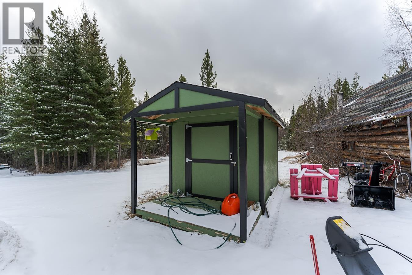 8785 LYNN DRIVE - 29