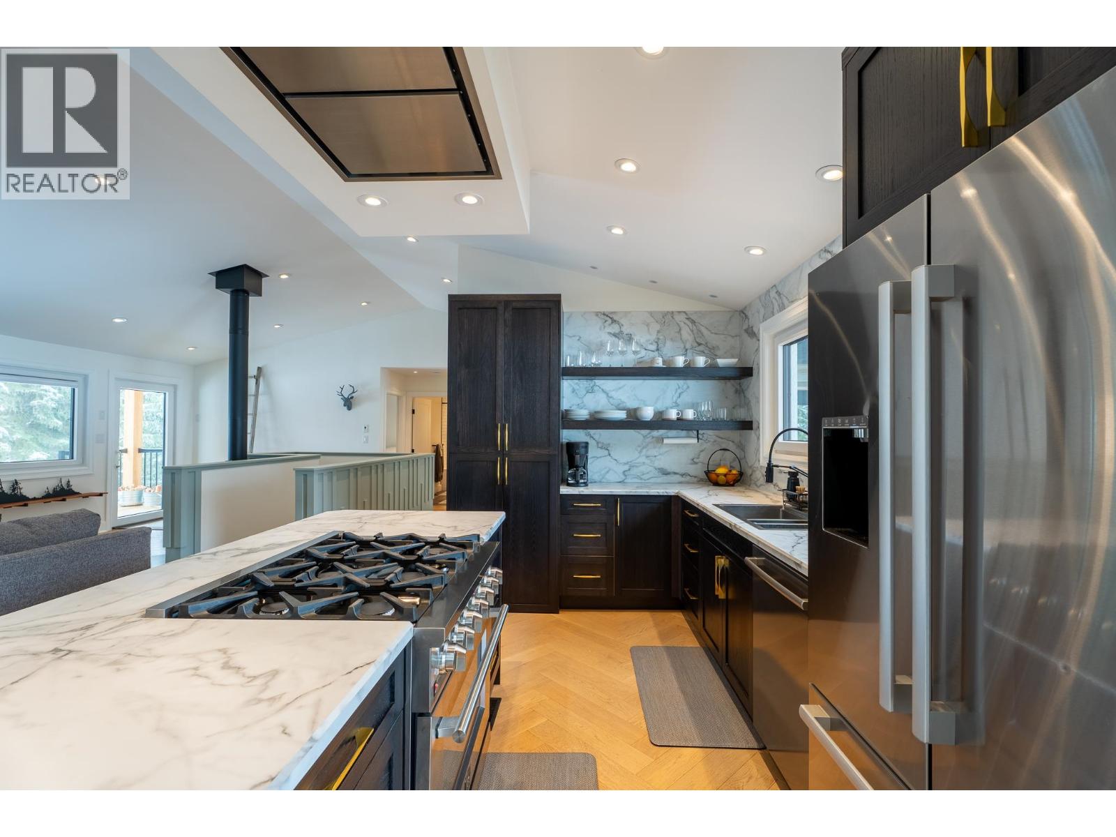 1282 FOREMAN ROAD - 13