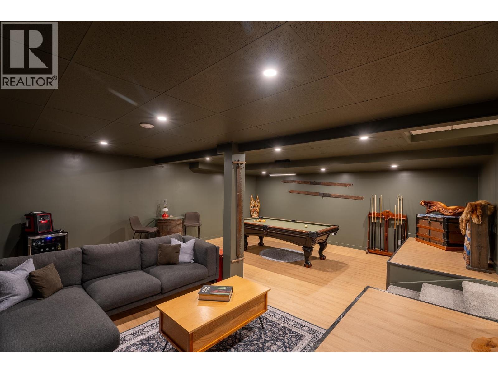 1282 FOREMAN ROAD - 22