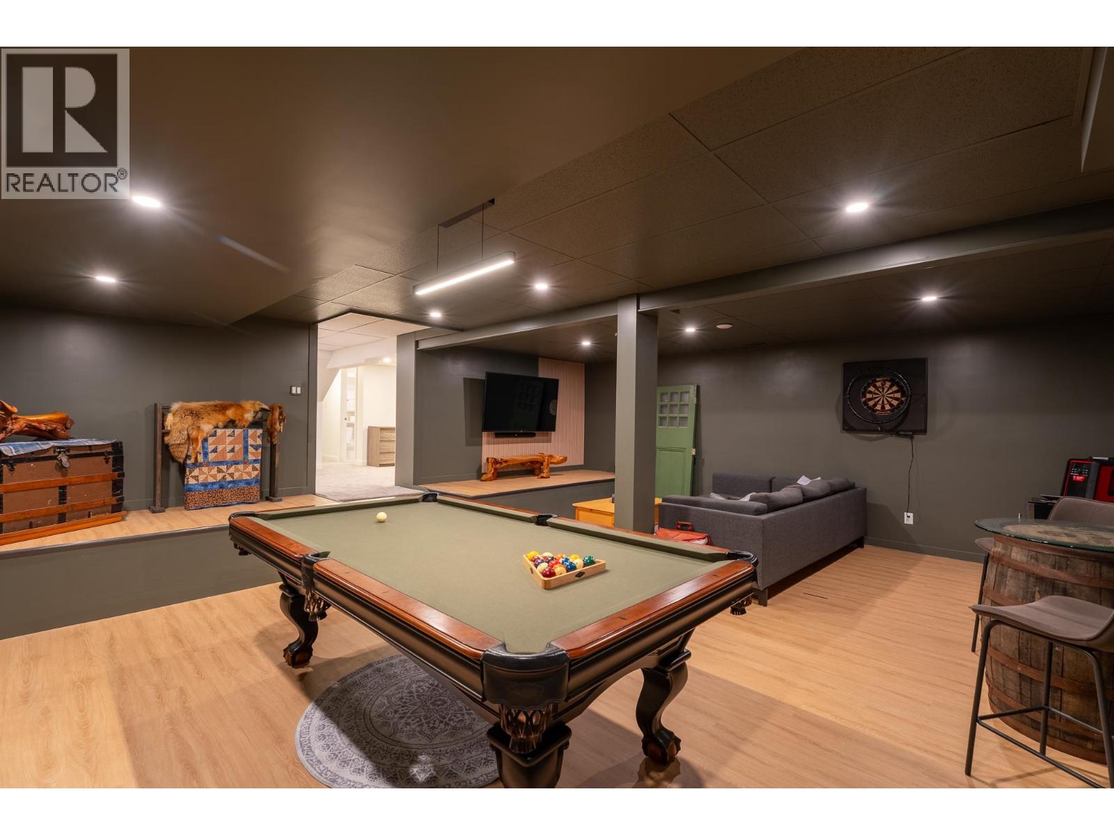 1282 FOREMAN ROAD - 23