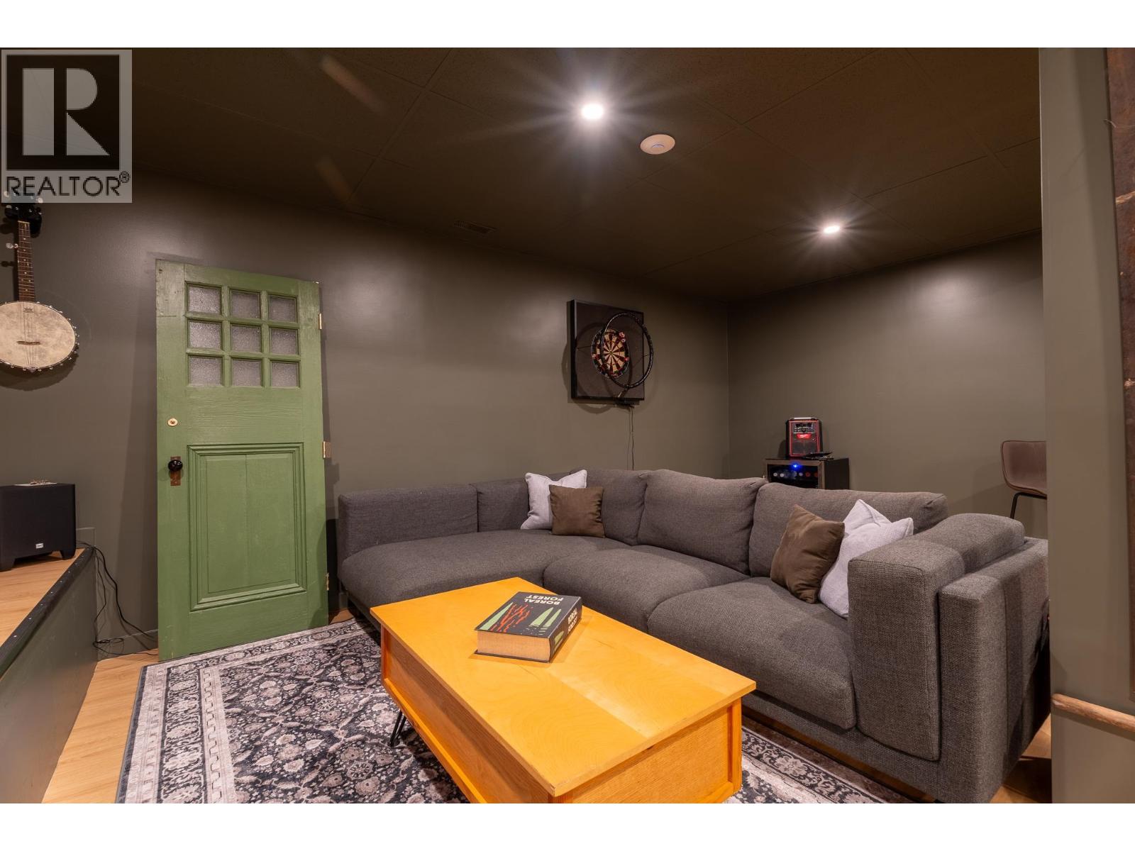 1282 FOREMAN ROAD - 26