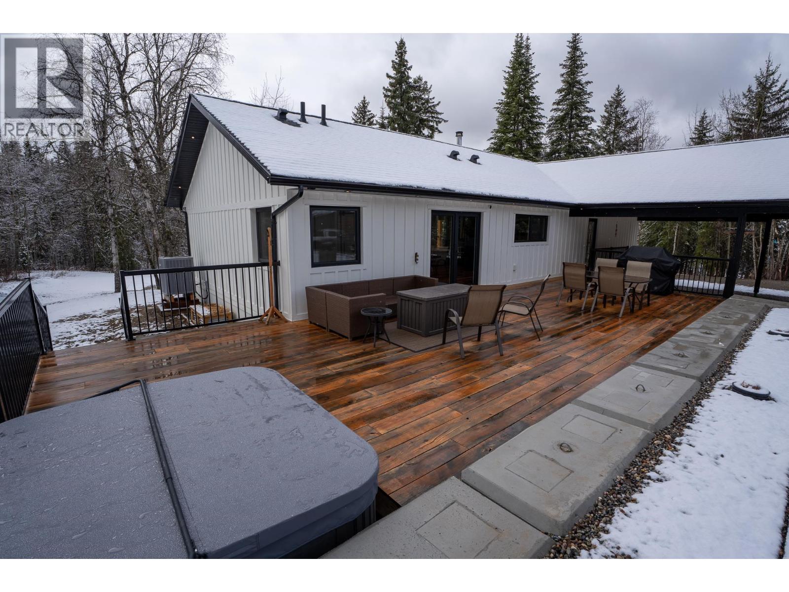 1282 FOREMAN ROAD - 37