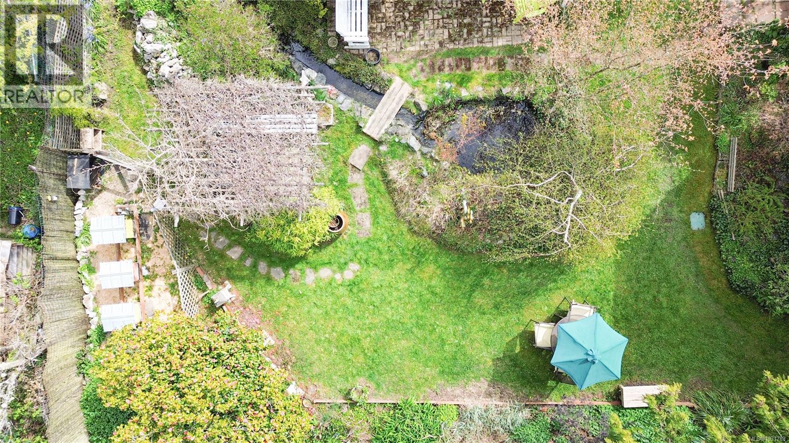 864 SELKIRK AVE - 50