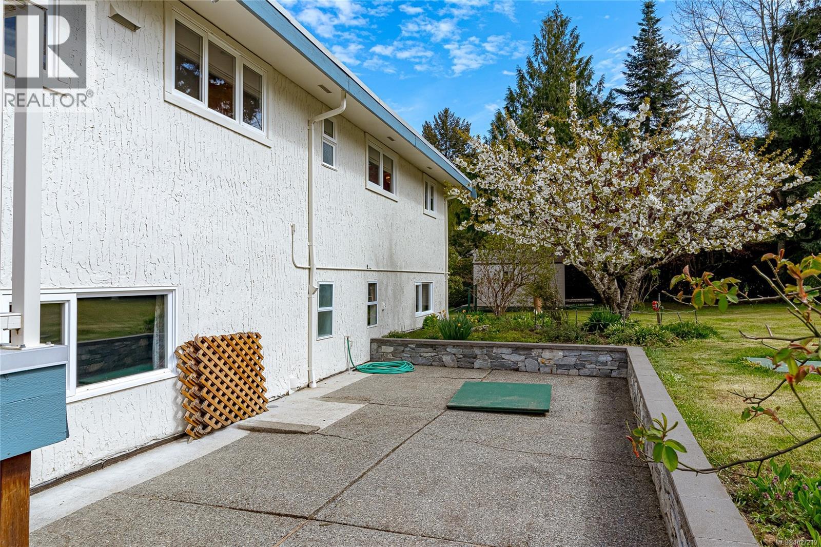 9723 ARDMORE DR - 42