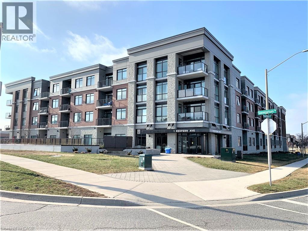 #135 1 REDFERN AVENUE - 25