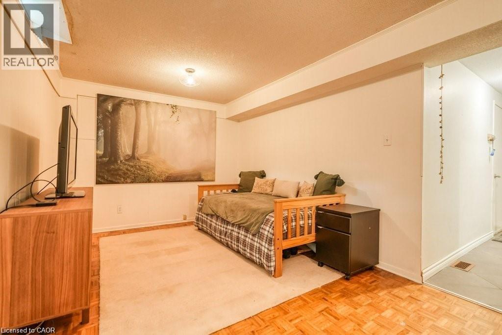 #29 220 SALISBURY Avenue - 37