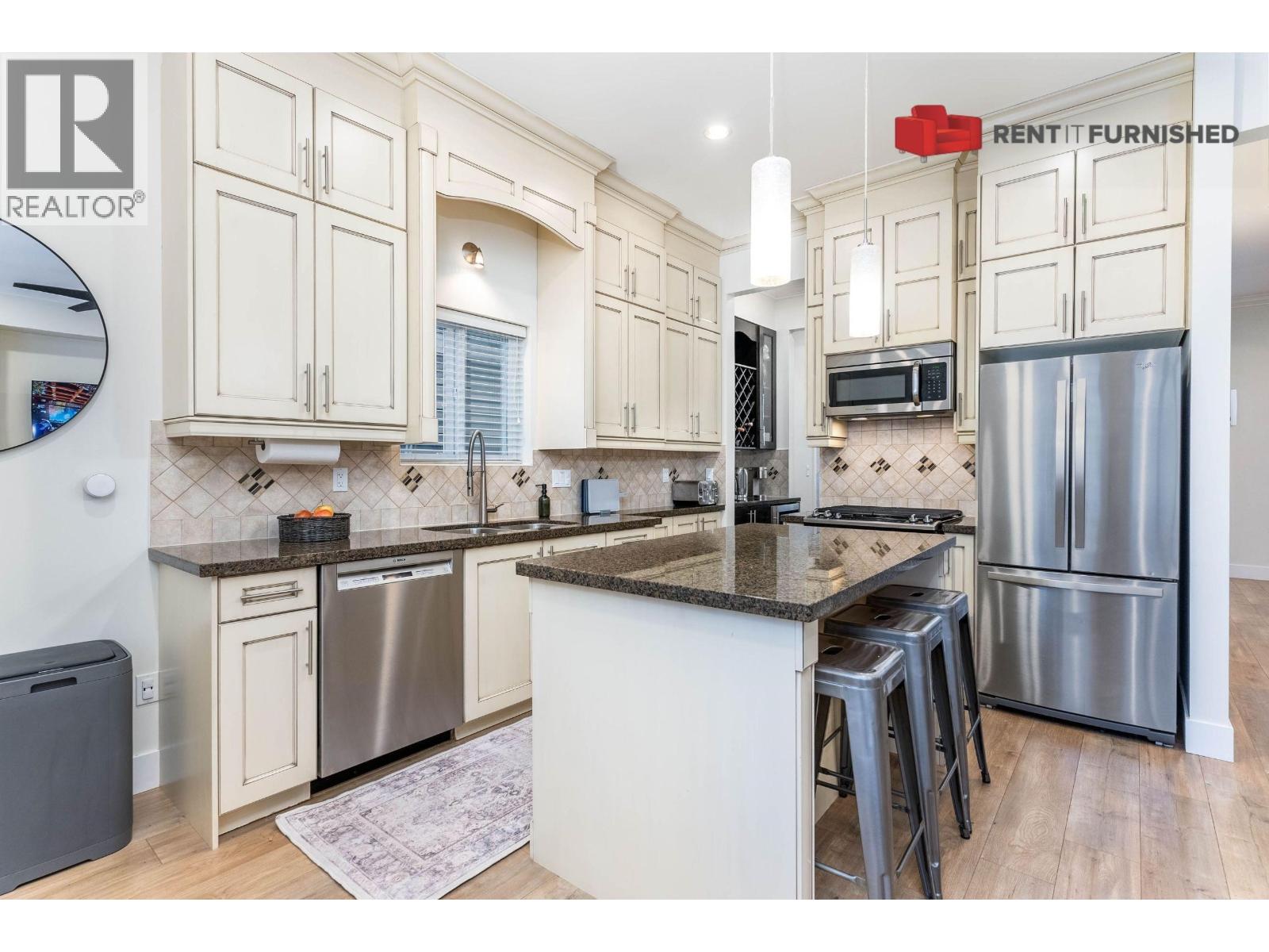 3 Bed, 2 Bath House for Rent in Vancouver – A 6796 191A STREET, Vancouver - Image 10
